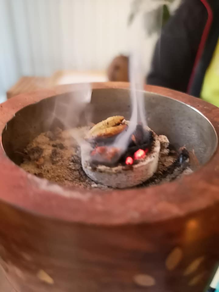 detoxikace očista prostor vykuřovadla magické byliny aromaterapie kadidlo