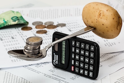 Hojnost finance peníze